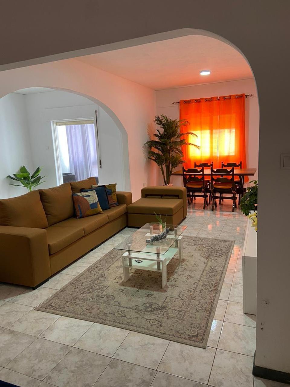 Lovely Apartment In Mindelo City Center Buitenkant foto